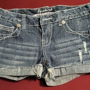 Amethyst shorts sz 7